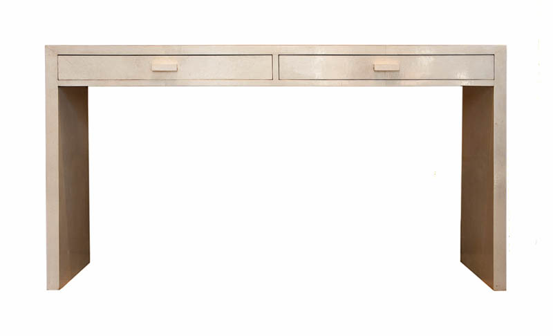 Consolle in pergamena  Consolle in parchment 